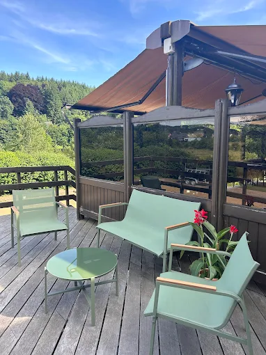 Terrasse de Charlie's Bar-Restaurant